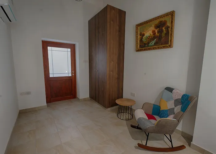 Penelope's Mansion Kır Evi *