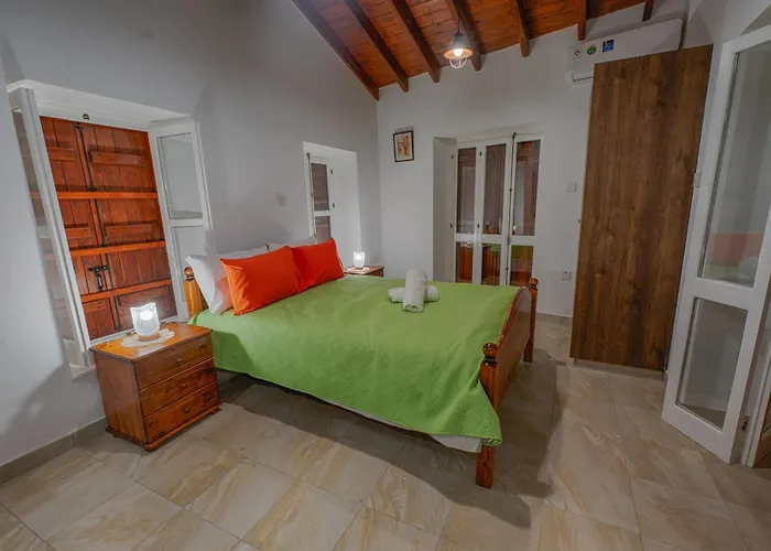 Penelope's Mansion *